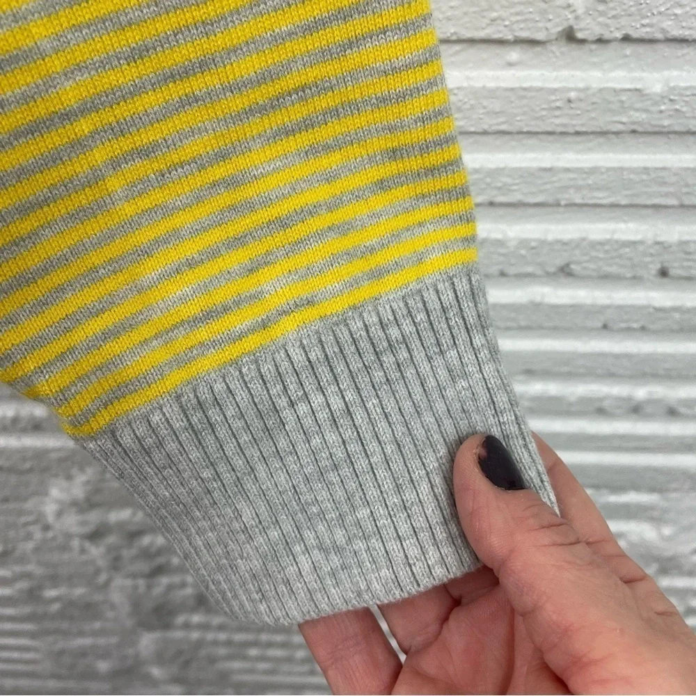 Lands' End Men's Lightweight‎ Crew Neck Pullover Sweater Yellow & Gray Striped M